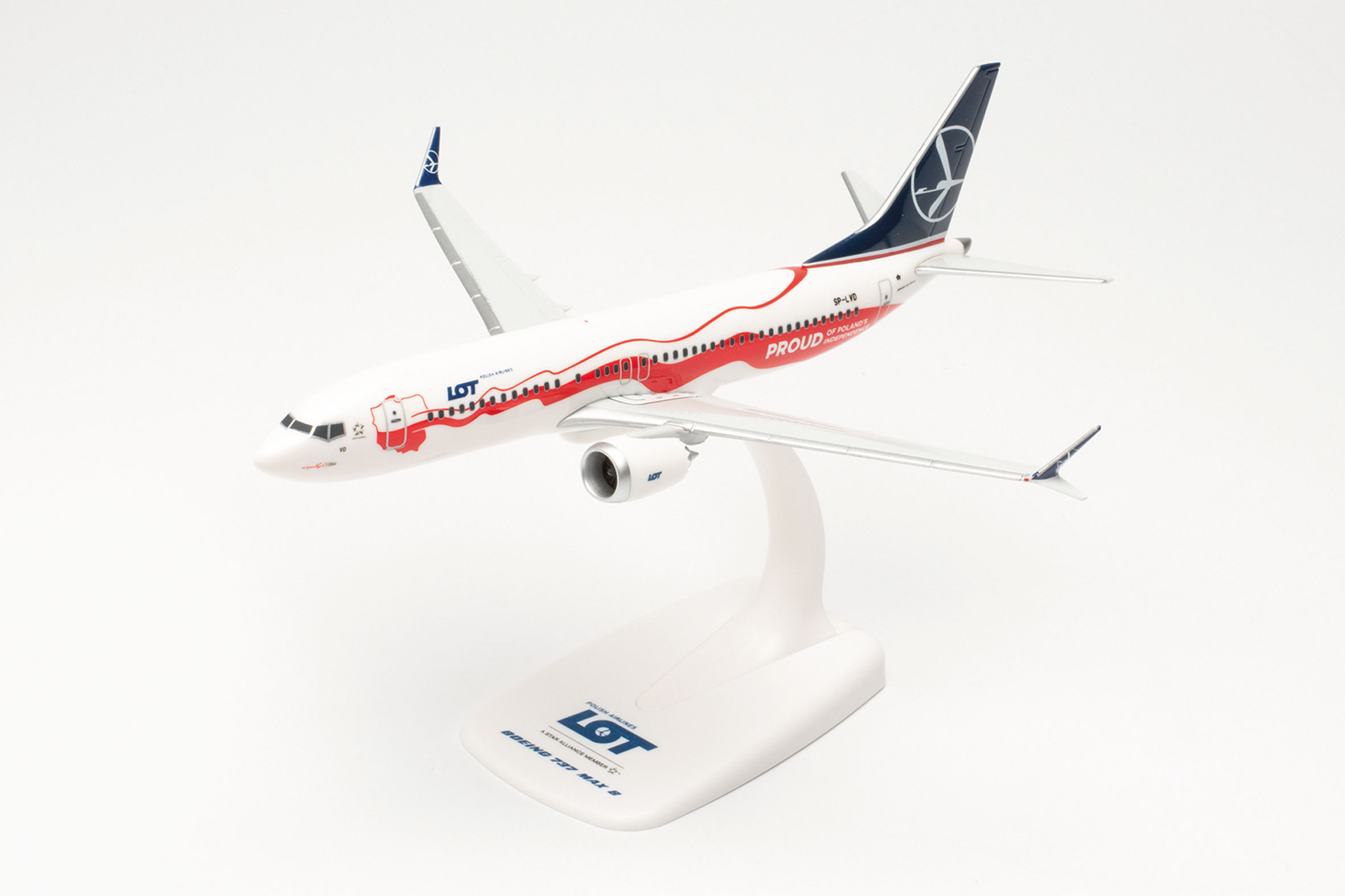 LOT Polish Airlines Boeing 737 Max 8 “Proud of Poland‘s Independence” – Reg.: SP-LVD